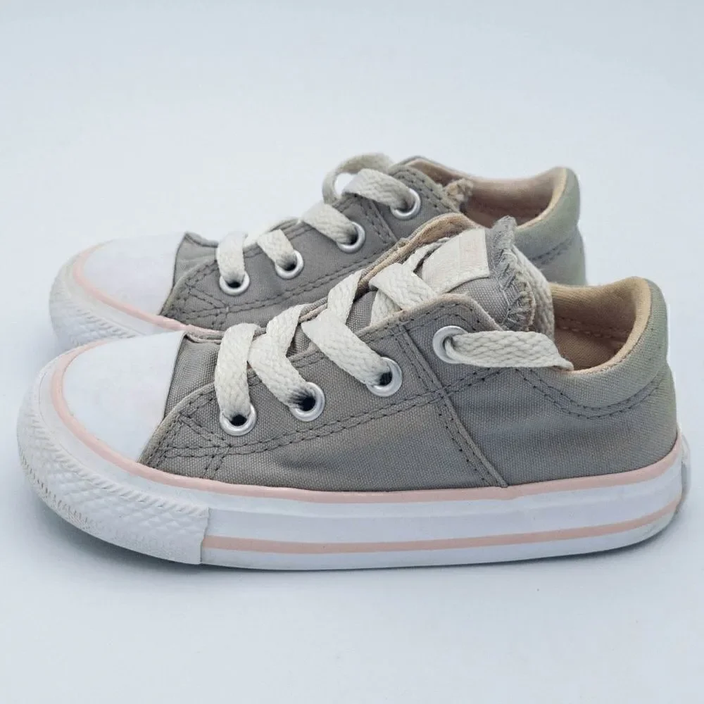 Infant Size 7 Converse All Stars